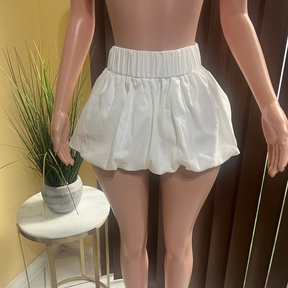 Women's White Mini  Bubble Skirt